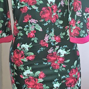 Flowered, Short Sleeve Dress, with Pink Collar. Size 10.