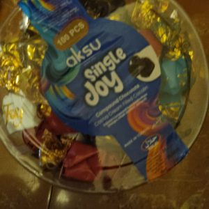 Aksu Single Joy Compound Chocolate by 100.